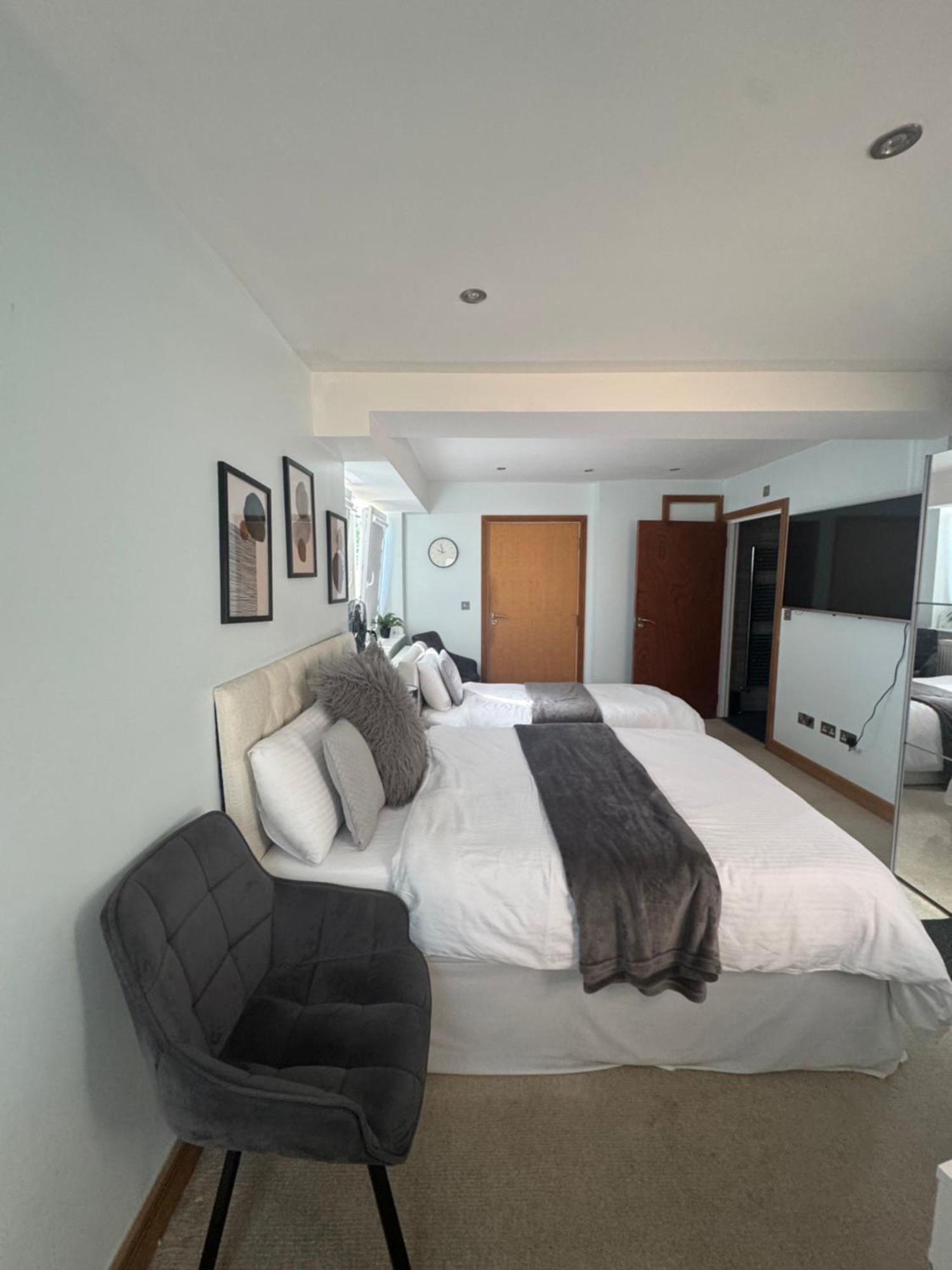 Razak House Apartment Brighton ภายนอก รูปภาพ